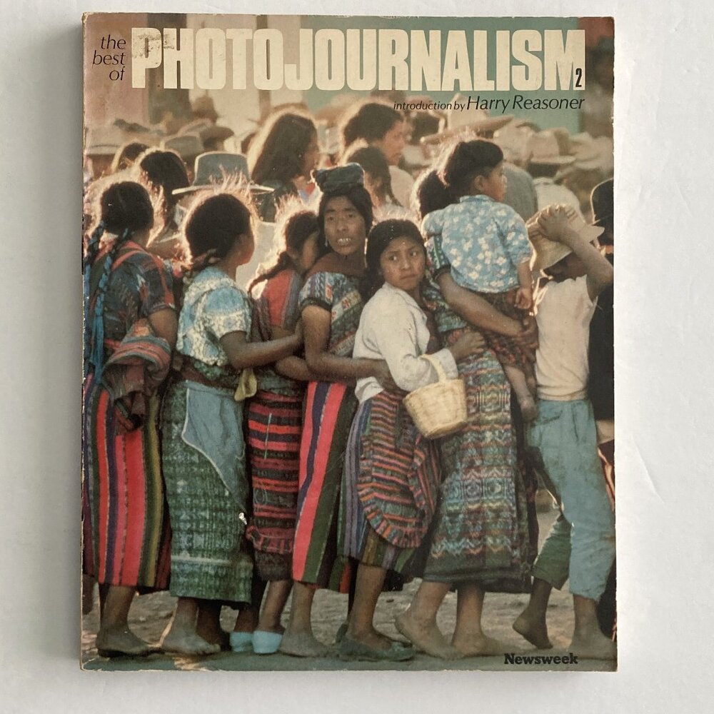 The Best of Photojournalism - Harry Reasoner 1977 Newsweek Books